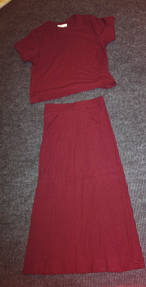 Ribbed Solid Top & Skirt Set